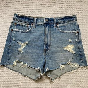 A&F high rise mom short